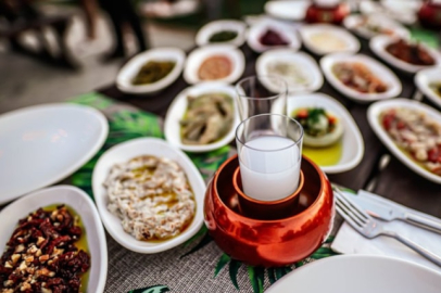 Rakı ve sigaraya zam geliyor!